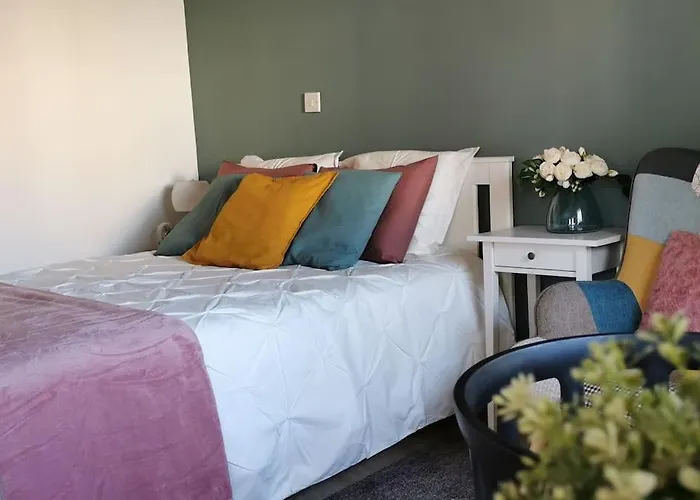 Pretty And Quiet Studio, With Wifi And Parking