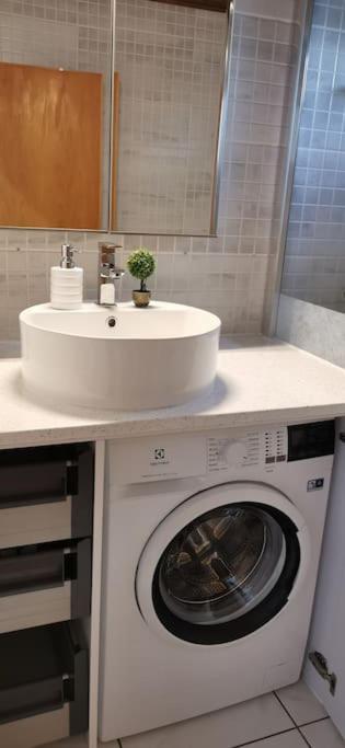 Pretty And Quiet Studio, With Wifi And Parking * Limassol